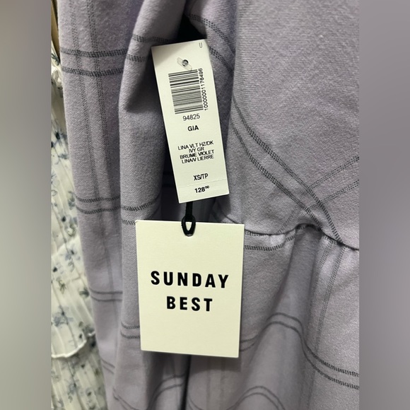 Never worn very nice babydoll dress - Picture 3 of 4